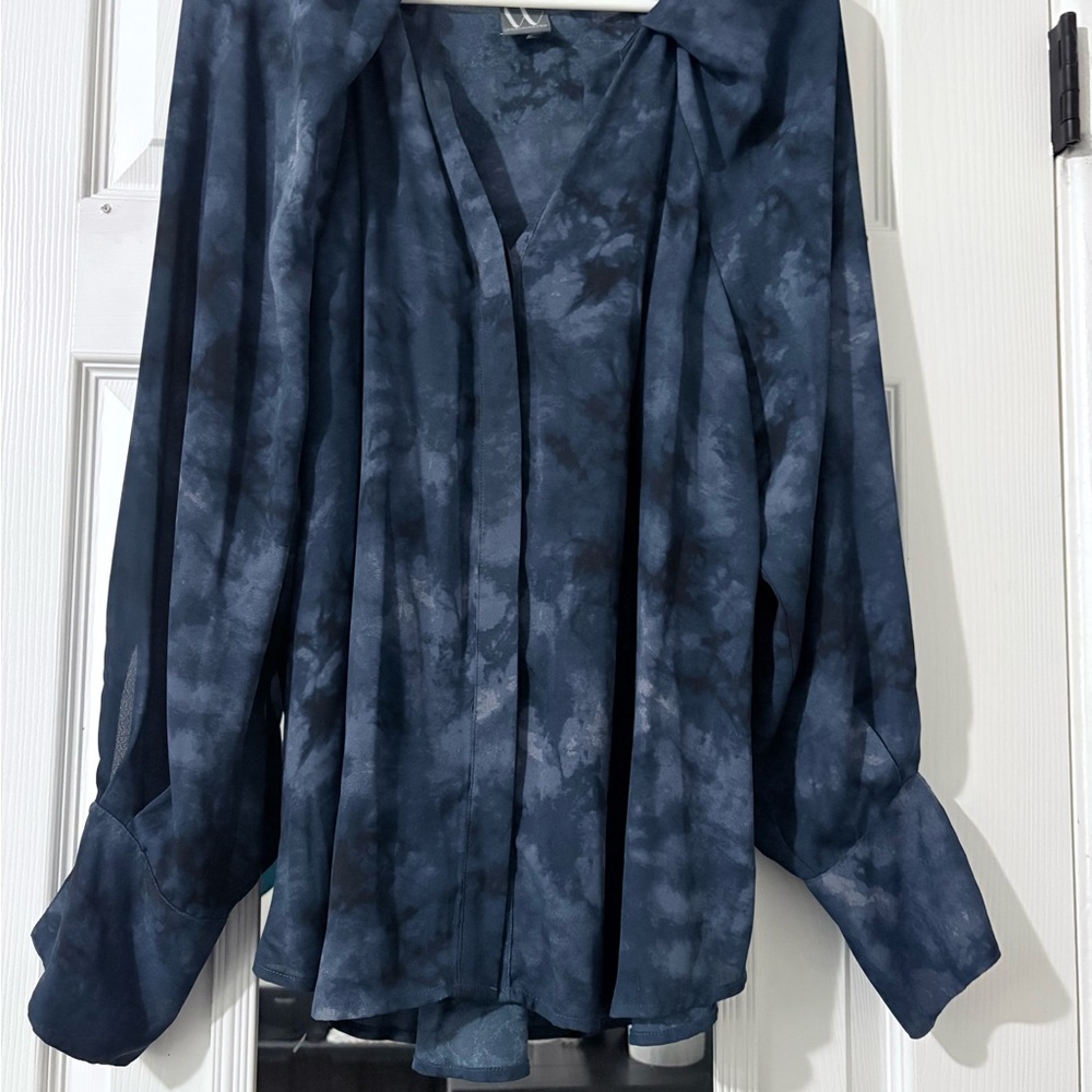 Elegant Navy Women's Top